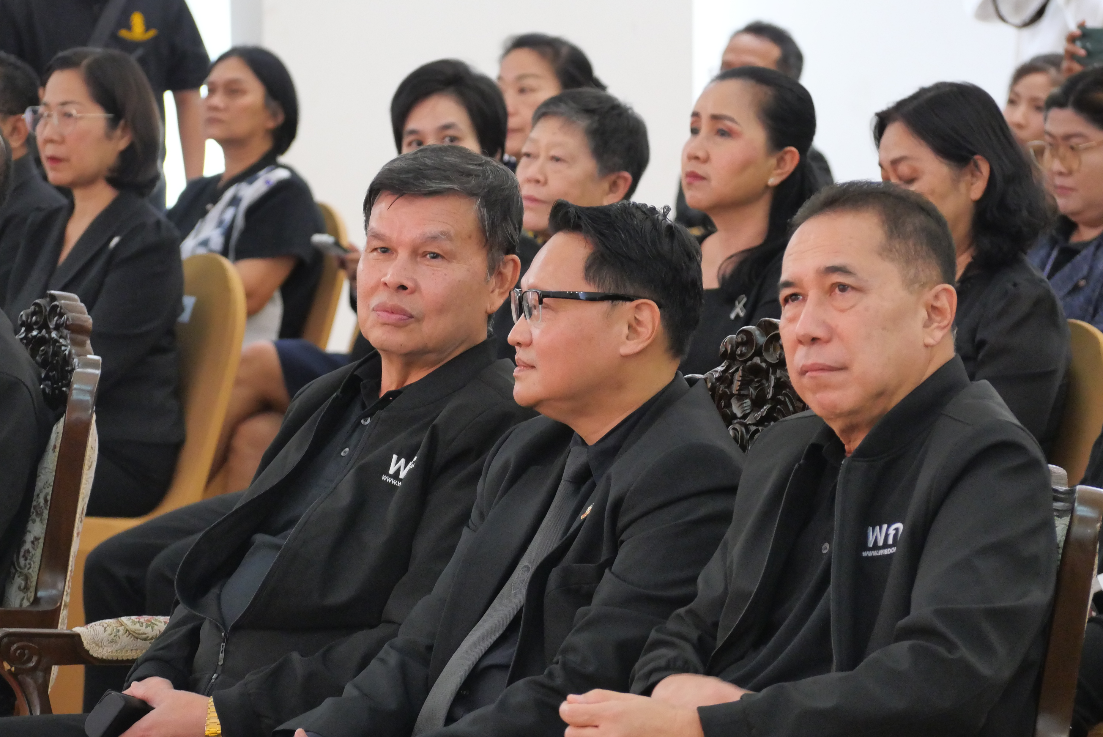 title - ส.ป.ก.ร่วมเป็นเกียรติในพิธีเปิดมหกรรม “สืบสานงานพ่อ พัฒนา ส่งต่ออาชีพที่ยั่งยืน”